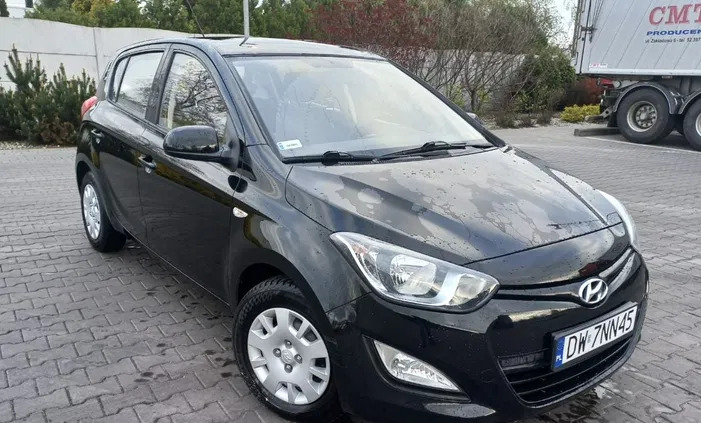 hyundai i20 radziejów Hyundai i20 cena 17900 przebieg: 121000, rok produkcji 2012 z Radziejów